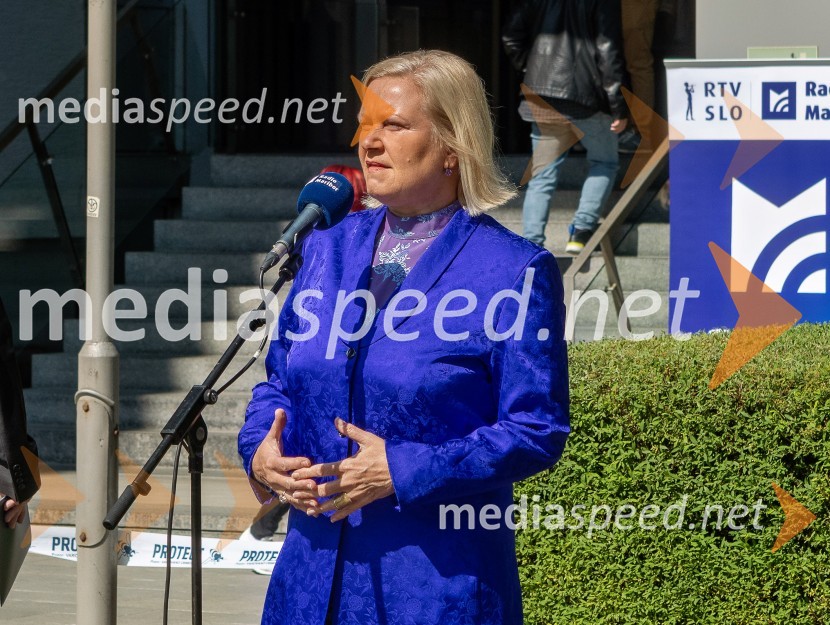  Natalija Gorščak, predsednica uprave RTV SlovenijaRadio Maribor praznoval okroglih 80 let