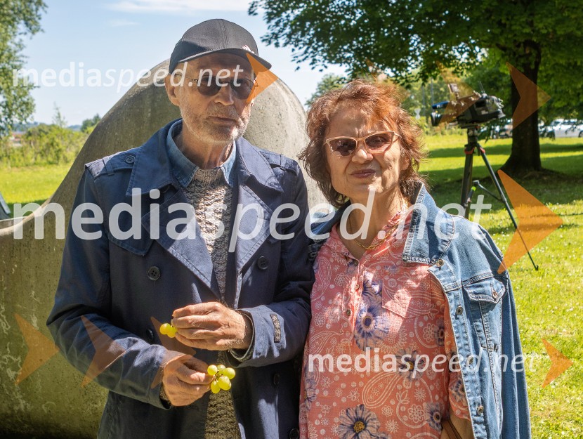  Marjan Šrimpf, novinar RTV, filmski ustvarjalec;  ... Radio Maribor praznoval okroglih 80 let