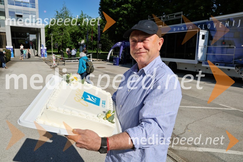 Stane Kocutar, mestni viničar, skrbnik Stare trte, novinar Radia Maribor, zgodovinarRadio Maribor praznoval okroglih 80 let