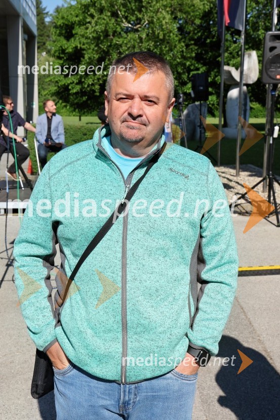  Tinček Bradač, glasbeni redaktor in novinar, Radio MariborRadio Maribor praznoval okroglih 80 let