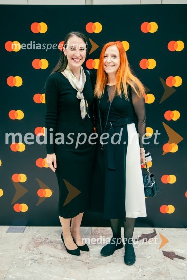  Sara Mitrović, višja pravna svetovalka, Mercator;  Zvezdana Lazar, Cankarjev domOrkester Residentie iz Haaga v Cankarjevem domu