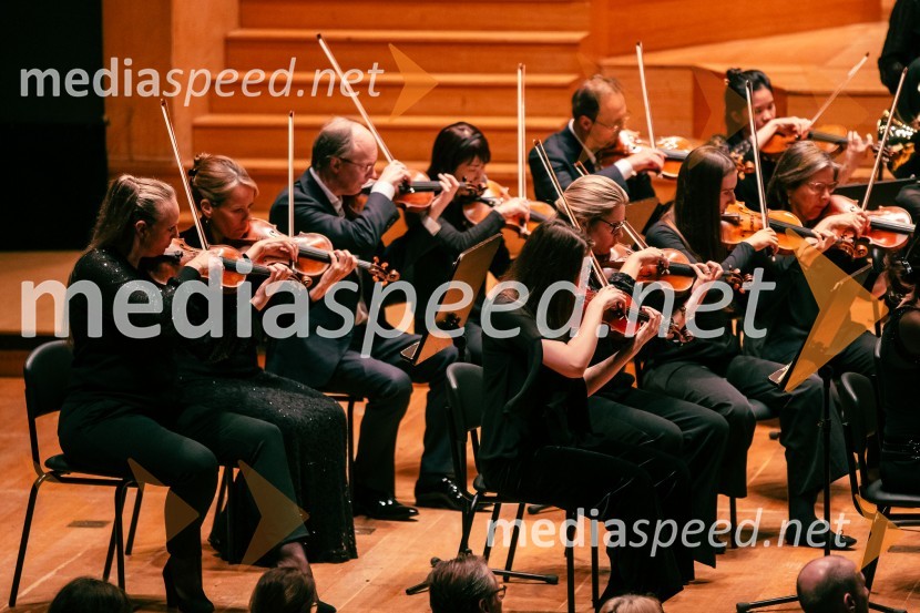  Aleksander Javornik, navijačOrkester Residentie iz Haaga v Cankarjevem domu