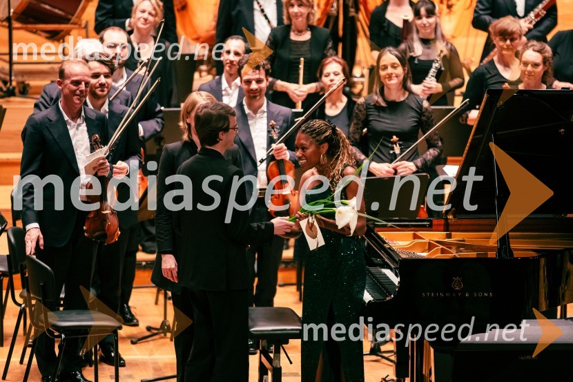  ... ;  Isata Kanneh-Mason, pianistkaOrkester Residentie iz Haaga v Cankarjevem domu