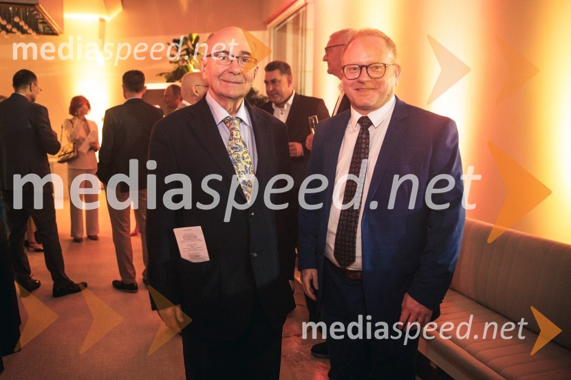  Mitja Rotovnik, nekdanji direktor Cankarjevega doma; mag. Aleš Drenik, vodja programa resne glasbe, opere in balet, Cankarjev domOrkester Residentie iz Haaga v Cankarjevem domu