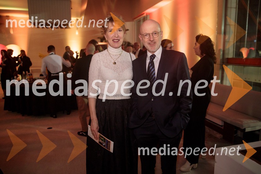  Vesna Jurca Tadel, ravnateljica SNG Drama Ljubljana;  Boštjan TadelOrkester Residentie iz Haaga v Cankarjevem domu