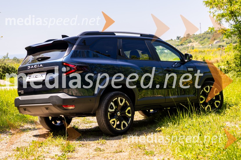 DACIA BIGSTER - Novi igralec segmenta C