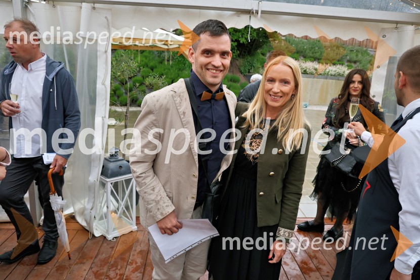 Kulinarično-glasbeni večer na Štajerski sivki z Nino Pušlar in Filipom Matjažem