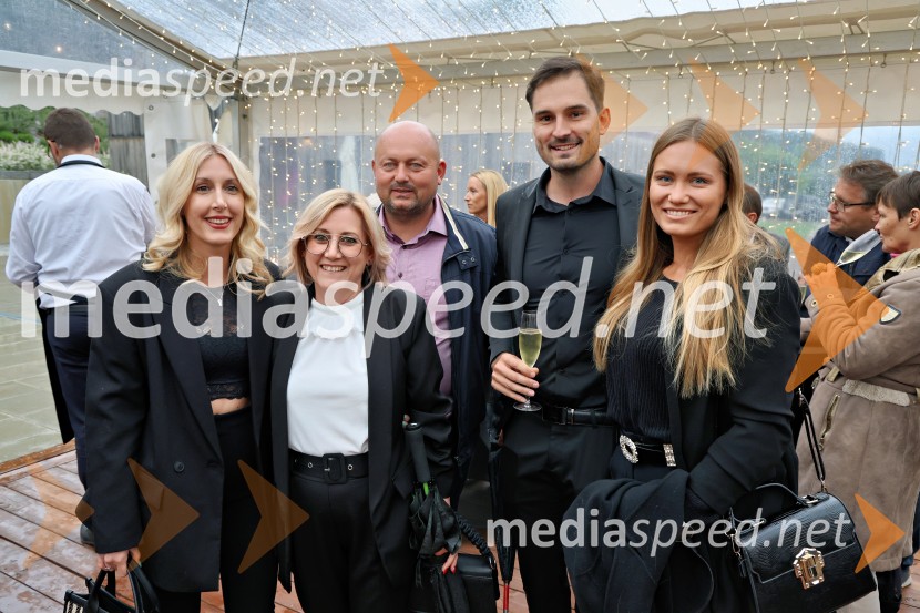 Kulinarično-glasbeni večer na Štajerski sivki z Nino Pušlar in Filipom Matjažem