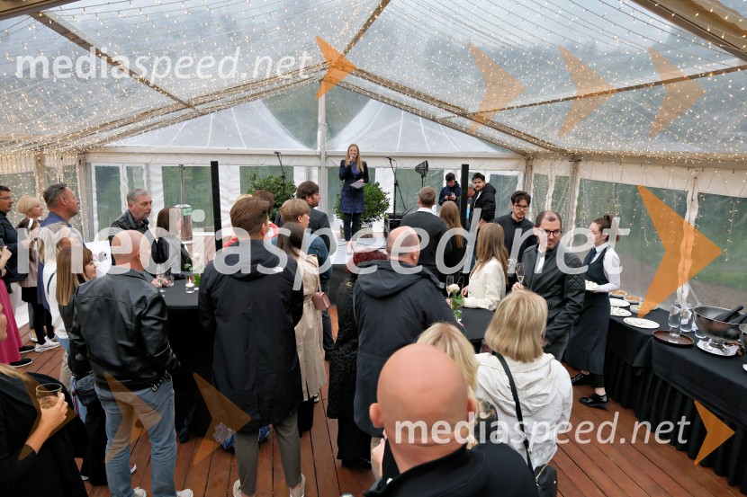 Kulinarično-glasbeni večer na Štajerski sivki z Nino Pušlar in Filipom Matjažem