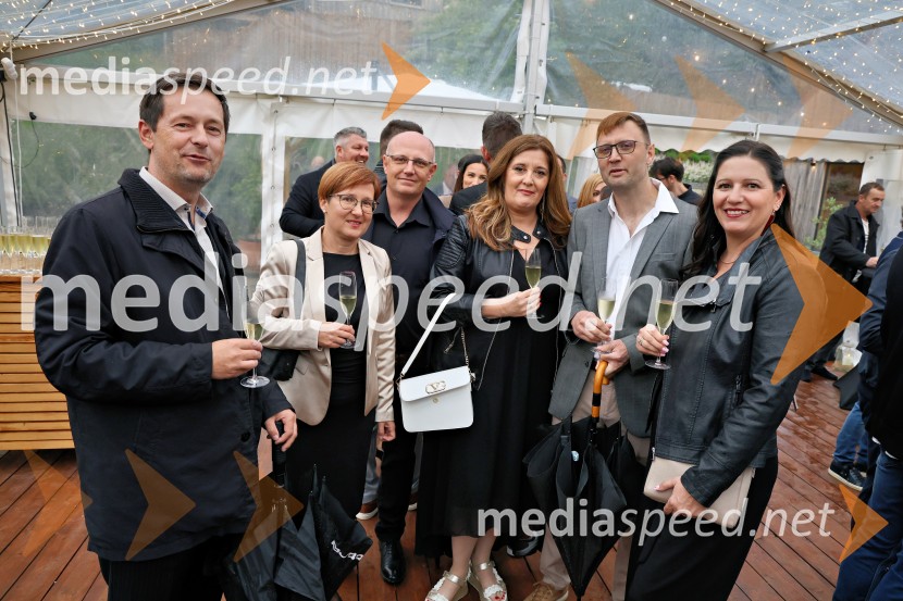 Kulinarično-glasbeni večer na Štajerski sivki z Nino Pušlar in Filipom Matjažem