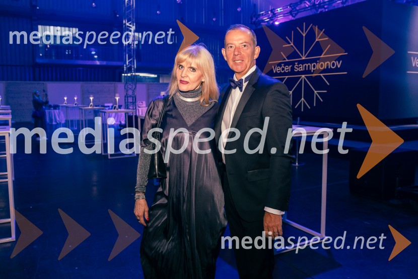  Dada  Jerovšek, Kaval Group;  Enzo Smrekar, predsednik uprave Droge Kolinske in glavni direktor strateškega poslovnega področja v Atlantic Grupi, predsednik SZS, podpredsednik Olimpijskega komiteja SlovenijeVečer šampionov 2025, Smučarska zveza Slovenije