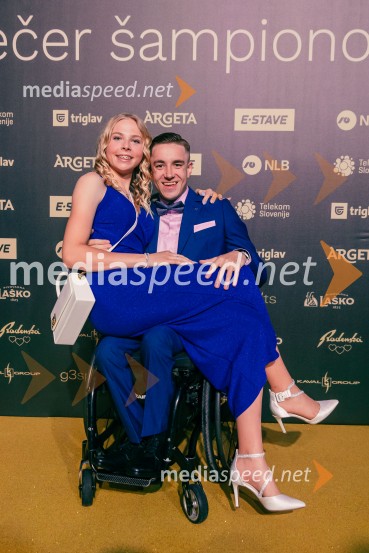  Taja Bodlaj, smučarska skakalka;  Jernej  Slivnik, paraolimpijecVečer šampionov 2025, Smučarska zveza Slovenije