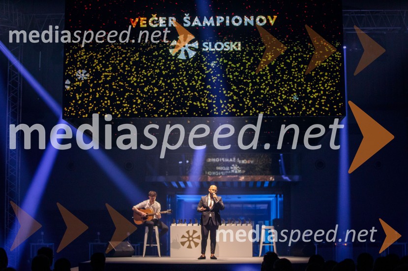  Tilen Lotrič, pevecVečer šampionov 2025, Smučarska zveza Slovenije