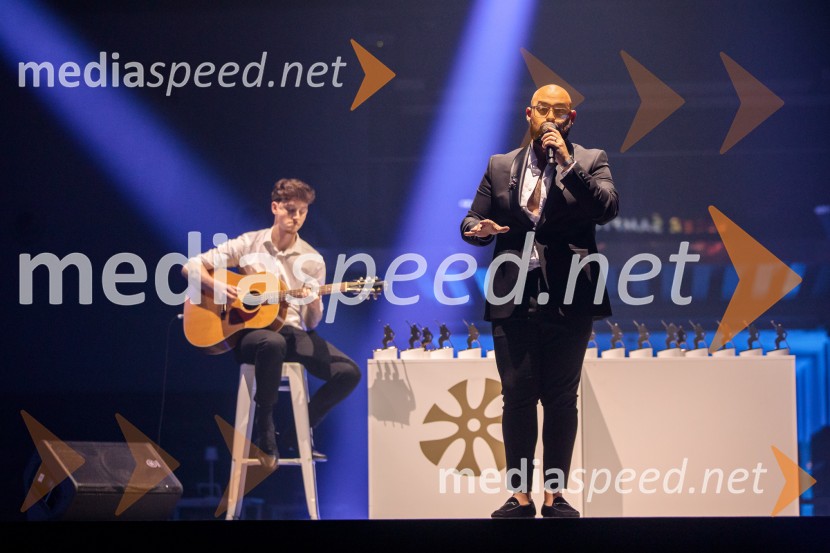  Tilen Lotrič, pevecVečer šampionov 2025, Smučarska zveza Slovenije