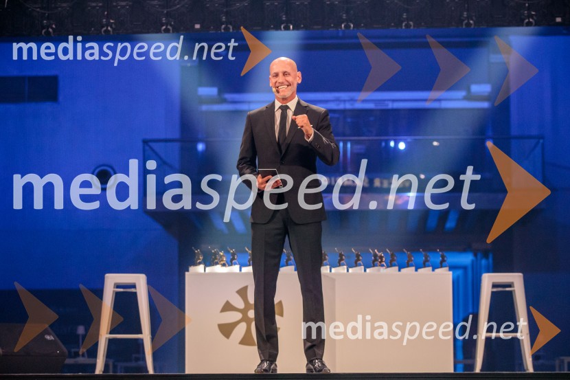  Peter Poles, televizijski voditeljVečer šampionov 2025, Smučarska zveza Slovenije