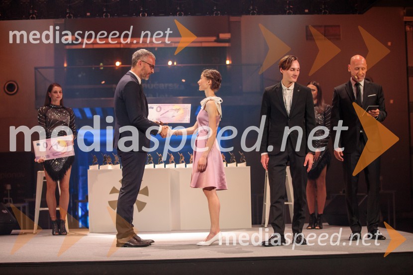  ... ;  Nika  Prevc, smučarska skakalka;  Domen Prevc, smučarski skakalec;  Peter Poles, televizijski voditeljVečer šampionov 2025, Smučarska zveza Slovenije