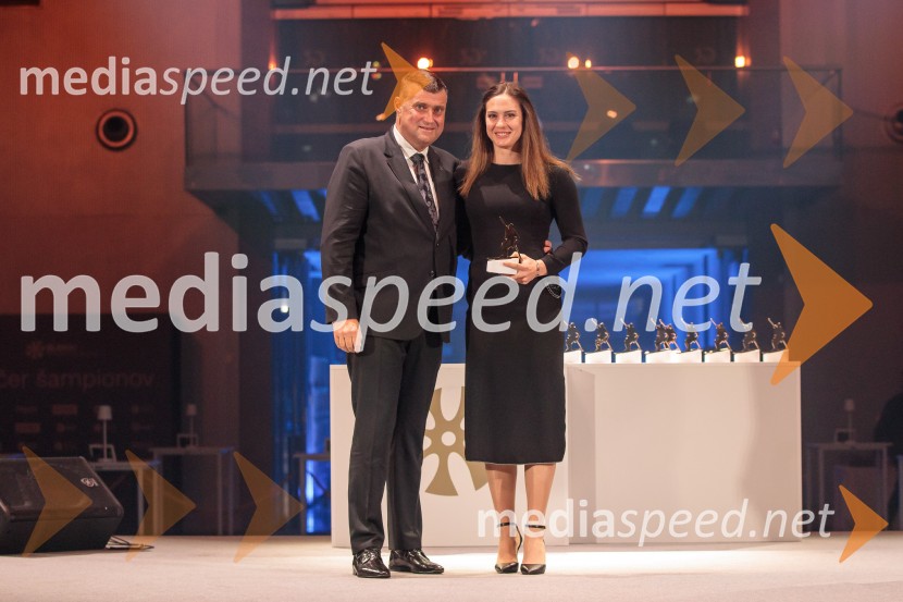  Janez Bijol,  direktor podjetja Bijol d.o.o., predsednik Zbora alpskih disciplin, Smučarska zveza Slovenije;  Andreja  Slokar, smučarkaVečer šampionov 2025, Smučarska zveza Slovenije