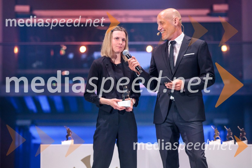  Ema  Klinec, smučarska skakalka;  Peter Poles, televizijski voditeljVečer šampionov 2025, Smučarska zveza Slovenije