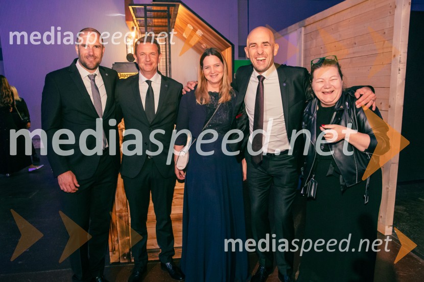  Uroš Zupan, direktor, Smučarska zveza Slovenije ;  Tomi Trbovc, PR, Smučarska zveza Slovenije;  ... ;  ... ;  ... Večer šampionov 2025, Smučarska zveza Slovenije