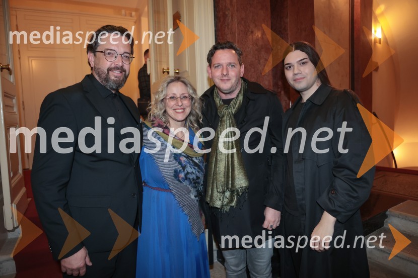  Marko  Hribernik, direktor SNG Opera in balet Ljubljana;  ... ;  ... ;  ... Manon Lescaut, premiera opere v SNG Opera in balet Ljubljana
