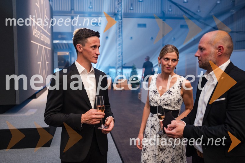  Peter  Prevc, smučarski skakalec;  Mina Prevc;  ... Večer šampionov 2025, Smučarska zveza Slovenije