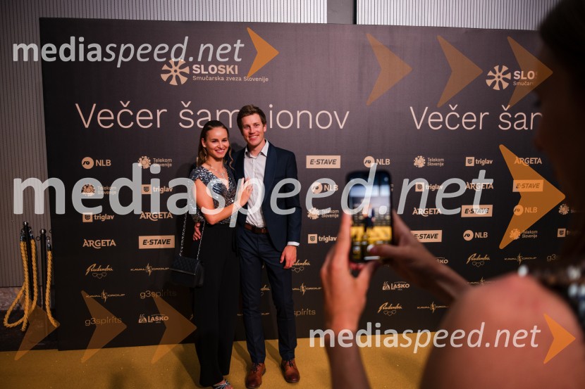  Nika Križnar, smučarska skakalkaVečer šampionov 2025, Smučarska zveza Slovenije