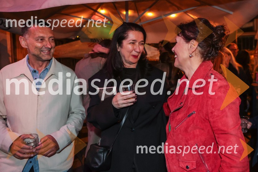  Boštjan  Vuga, arhitekt;  Zdenka Badovinac, kustosinja;  Draga Potočnjak, igralka in pisateljicaInkubator, premiera v SMG Ljubljana