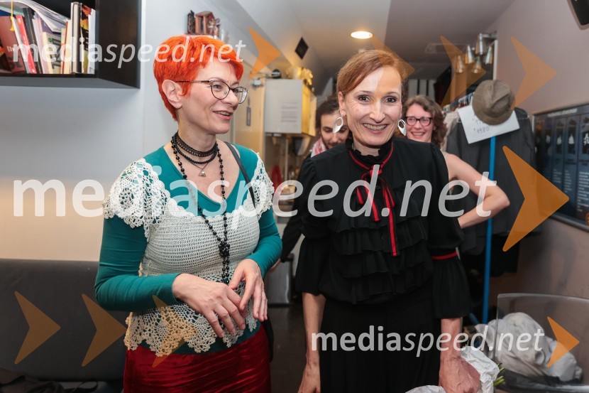  Tina Malič, prevajalka in strokovna sodelavka, Slovensko mladinsko gledališče;  Helena Grahek, vodja marketinga in odnosi z javnostmi, Slovensko mladinsko gledališčeInkubator, premiera v SMG Ljubljana