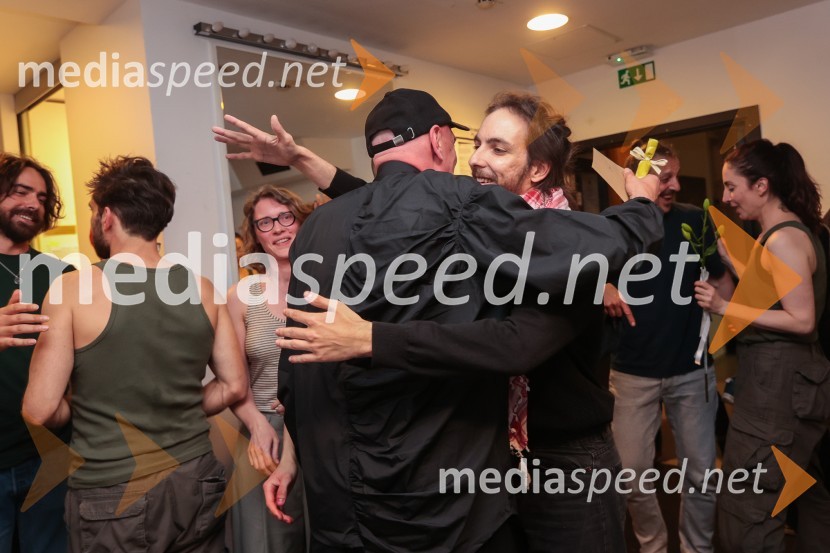  Bor Ravbar, režiserInkubator, premiera v SMG Ljubljana