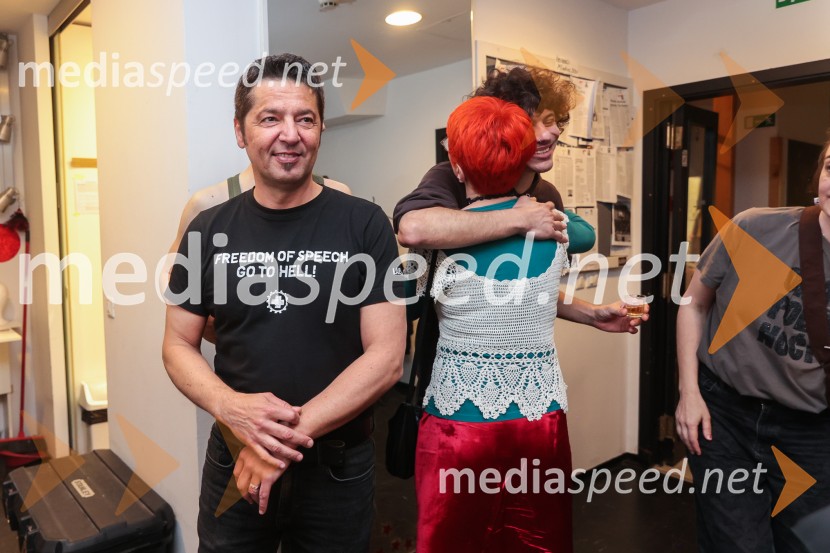  Liam Hlede, inspicinet in kitaristInkubator, premiera v SMG Ljubljana