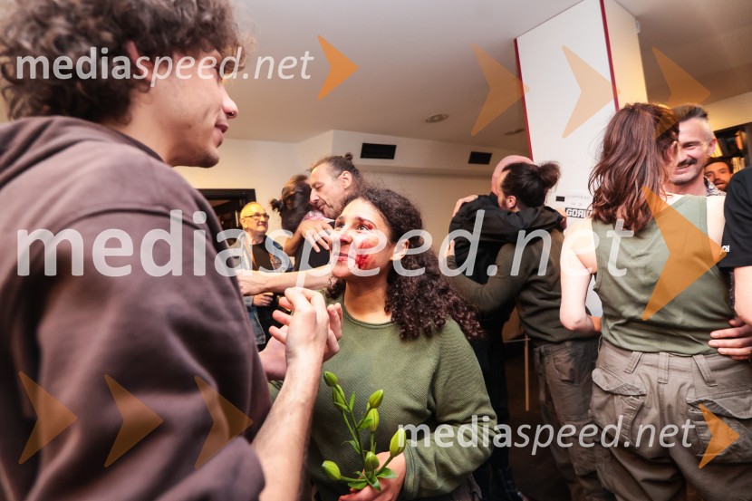  Lina Akif, igralkaInkubator, premiera v SMG Ljubljana