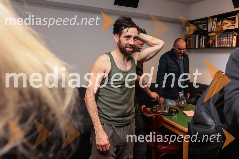  Vito Weis, igralec;  ... Inkubator, premiera v SMG Ljubljana