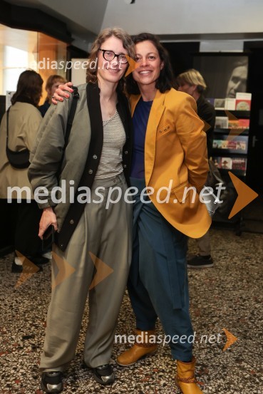  Urška Brodar, dramaturginja, Slovensko mladinsko gledališče;  Inga Remeta, direktorica, Slovensko mladinsko gledališčeInkubator, premiera v SMG Ljubljana