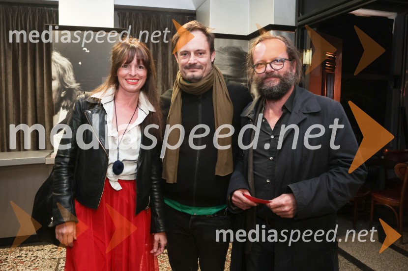  Ana Horvat Dolinar, igralka;  Milan Ramšak Marković, dramaturg;  Sebastijan  Horvat, režiserInkubator, premiera v SMG Ljubljana