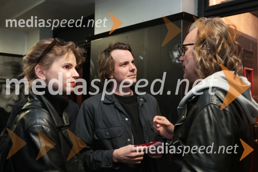  Lučka Neža Peterlin, dramaturginja;  Dorian Šilec Petek, režiser;  Boris  Šeparović, igralecInkubator, premiera v SMG Ljubljana