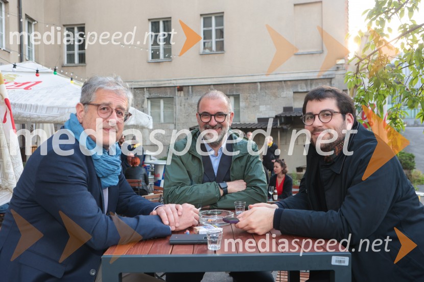  ... ;  ... ;  Matjaž ČemažarInkubator, premiera v SMG Ljubljana