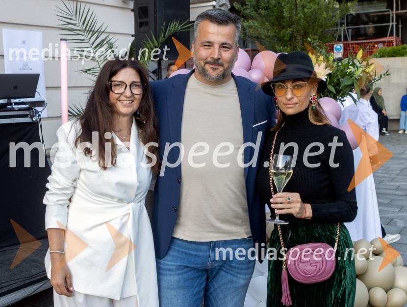  Devana Blakaj, Lokal Nana;  Sebastijan  Blakaj, lastnik lokala Nana;  ... 10 let Nane, priljubljene kavarne in bistroja v Mariboru