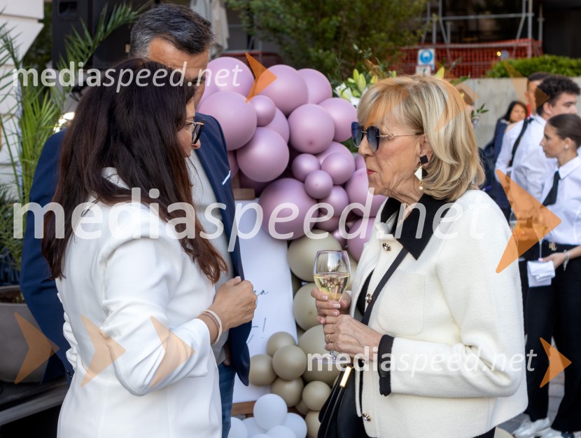  Edita Benko Toplak10 let Nane, priljubljene kavarne in bistroja v Mariboru