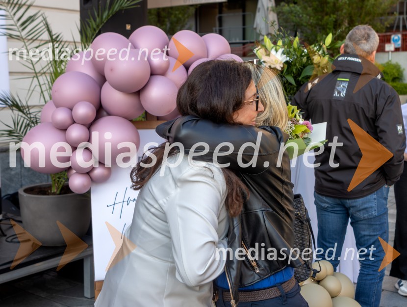 10 let Nane, priljubljene kavarne in bistroja v Mariboru