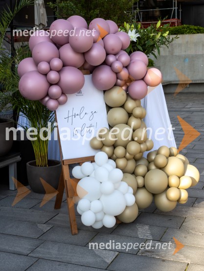 10 let Nane, priljubljene kavarne in bistroja v Mariboru