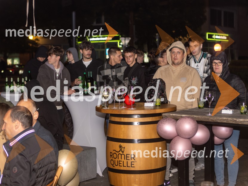 10 let Nane, priljubljene kavarne in bistroja v Mariboru