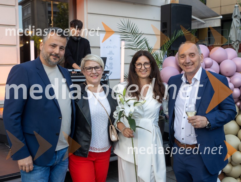  Sebastijan  Blakaj, lastnik lokala Nana;  ... ;  Devana Blakaj, Lokal Nana;  ... 10 let Nane, priljubljene kavarne in bistroja v Mariboru