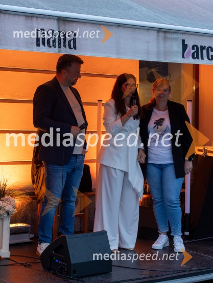  Sebastijan  Blakaj, lastnik lokala Nana;  Devana Blakaj, Lokal Nana10 let Nane, priljubljene kavarne in bistroja v Mariboru