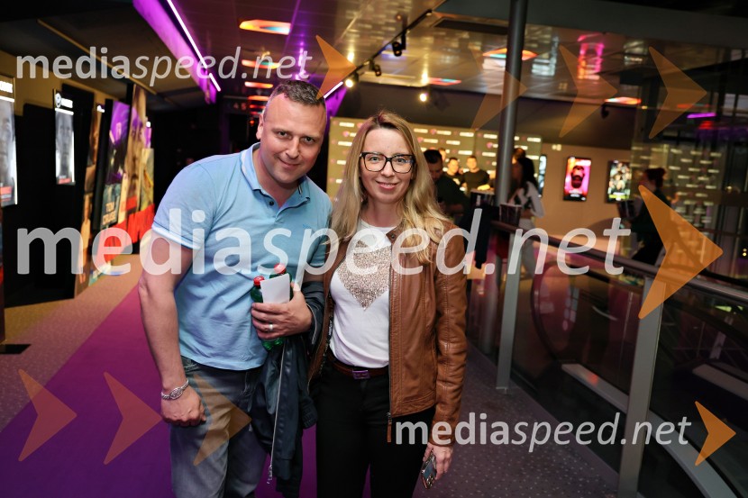  ... ;  Ksenija Arzenšek, pomočnica direktorja MARIBOXMisija nemogoče, premiera kultne akcije, Maribox