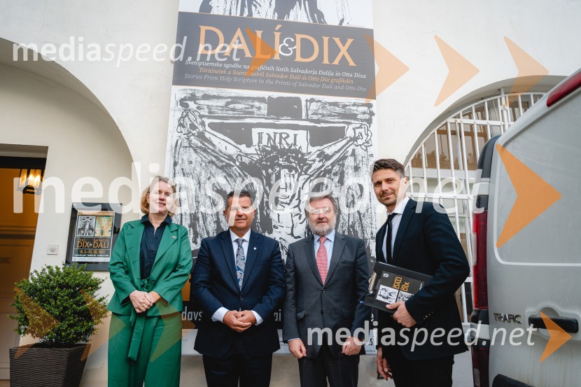  Sylvia Groneick, nemška veleposlanica v Sloveniji;  Janez Magyar, župan, Občina Lendava;  Javier Herrera García-Canturri, veleposlanik Kraljevine Španije;  Dubravko Baumgartner, direktor Galerije – Muzeja LendavaLikovni velikani na lendavskem gradu: Salvador Dalí & Otto Dix, odprtje razstave