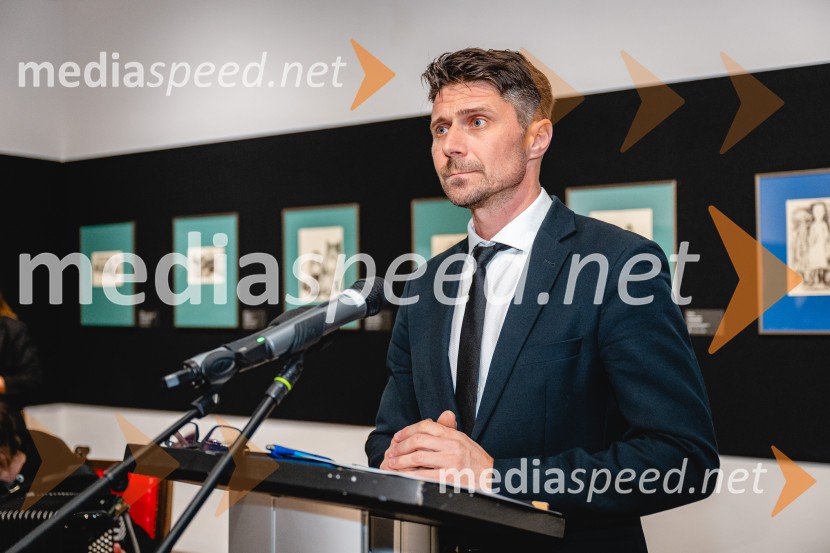  Dubravko Baumgartner, direktor Galerije – Muzeja LendavaLikovni velikani na lendavskem gradu: Salvador Dalí & Otto Dix, odprtje razstave