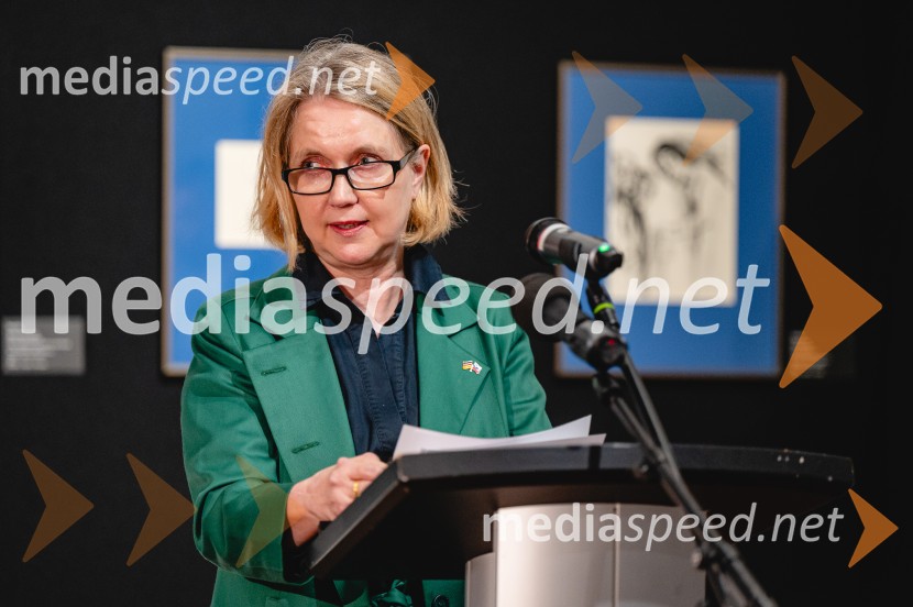  Sylvia Groneick, nemška veleposlanica v SlovenijiLikovni velikani na lendavskem gradu: Salvador Dalí & Otto Dix, odprtje razstave