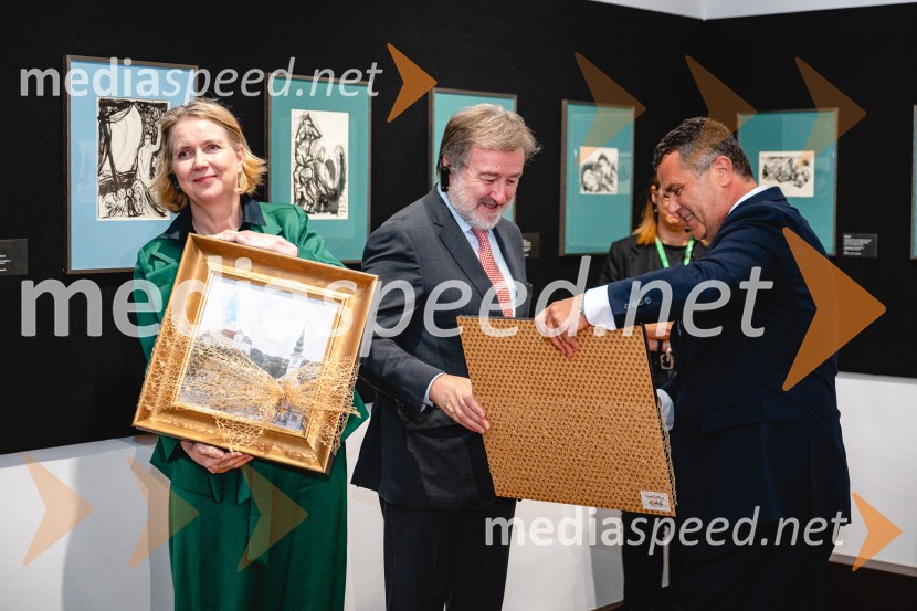  Sylvia Groneick, nemška veleposlanica v Sloveniji;  Javier Herrera García-Canturri, veleposlanik Kraljevine Španije;  Janez Magyar, župan, Občina LendavaLikovni velikani na lendavskem gradu: Salvador Dalí & Otto Dix, odprtje razstave