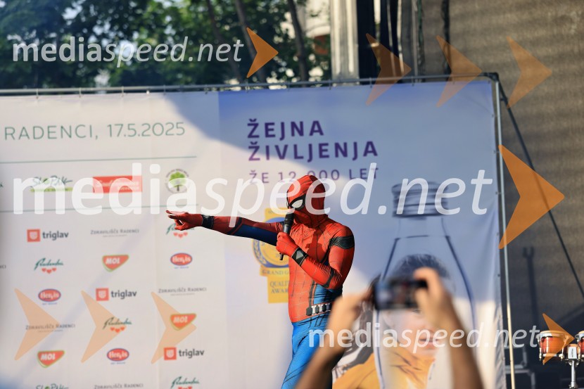 43. Maraton Treh src