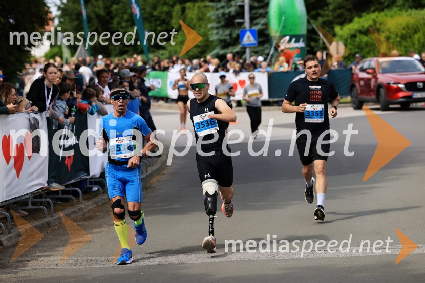 43. Maraton Treh src - tek